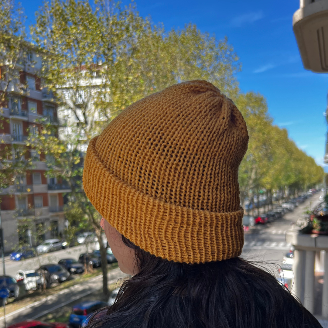 Berretto a Maglia a Righe Reversibile – Magenta Scuro & Arancione Grigio