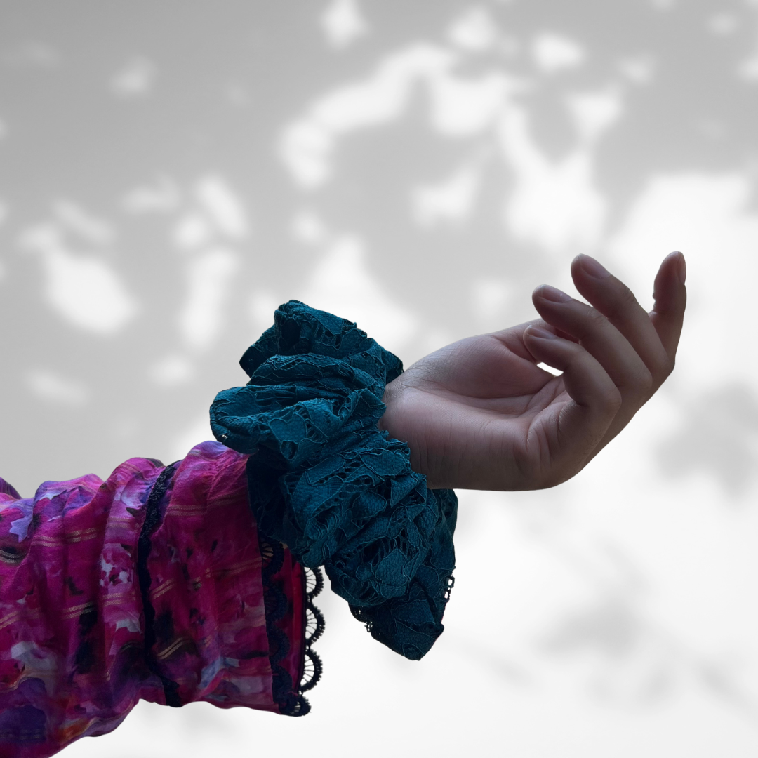 Scrunchies in Pizzo – 4 Colori Vivaci