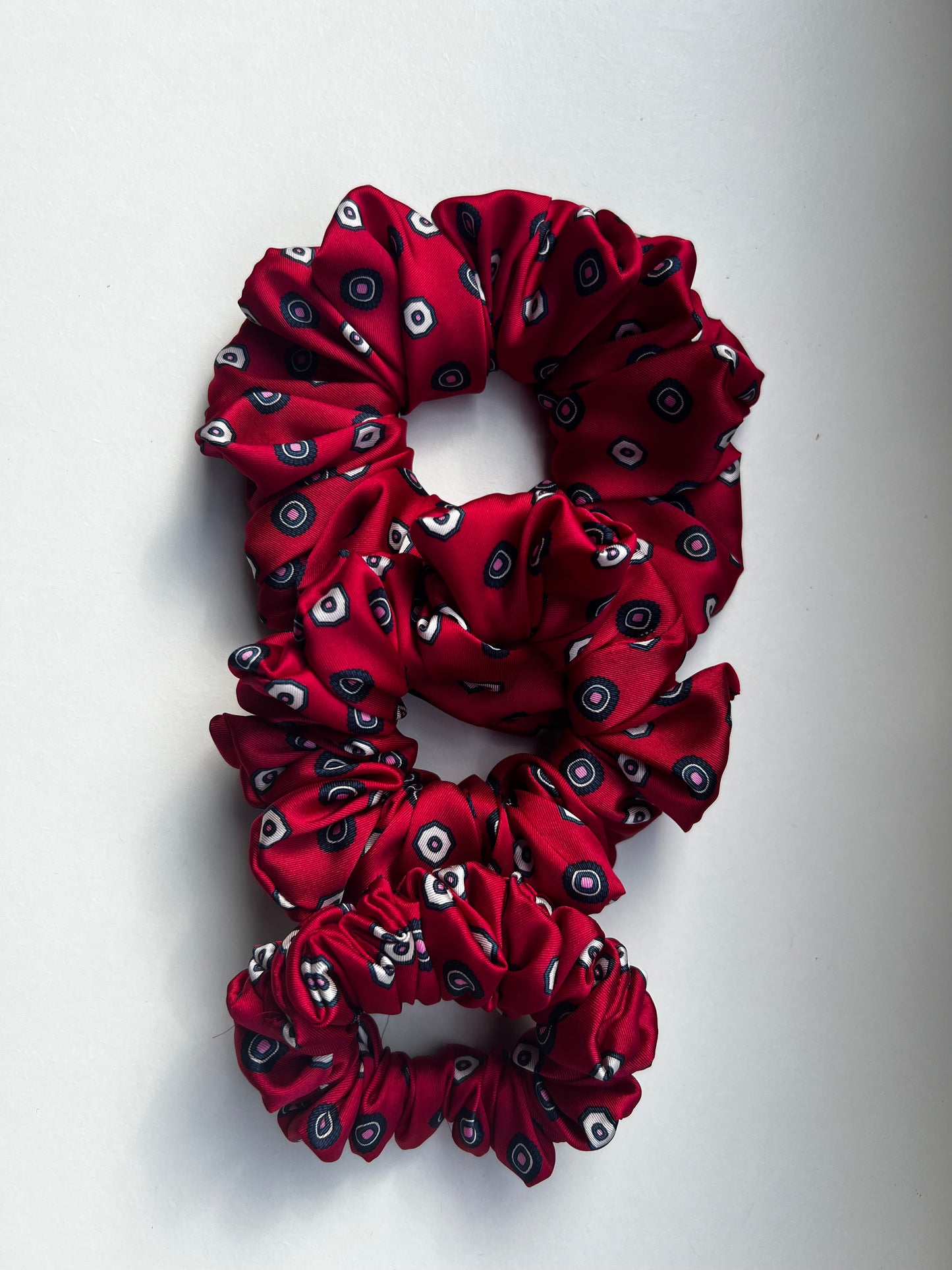 Scrunchie in Seta Rosa con Stampa