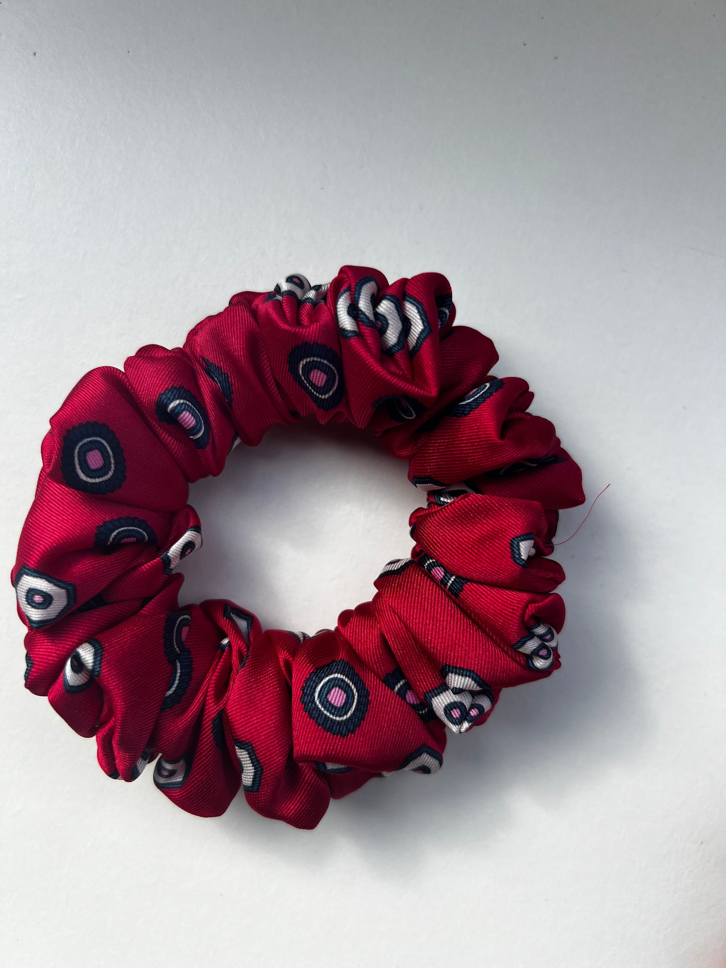 Scrunchie in Seta Rosa con Stampa