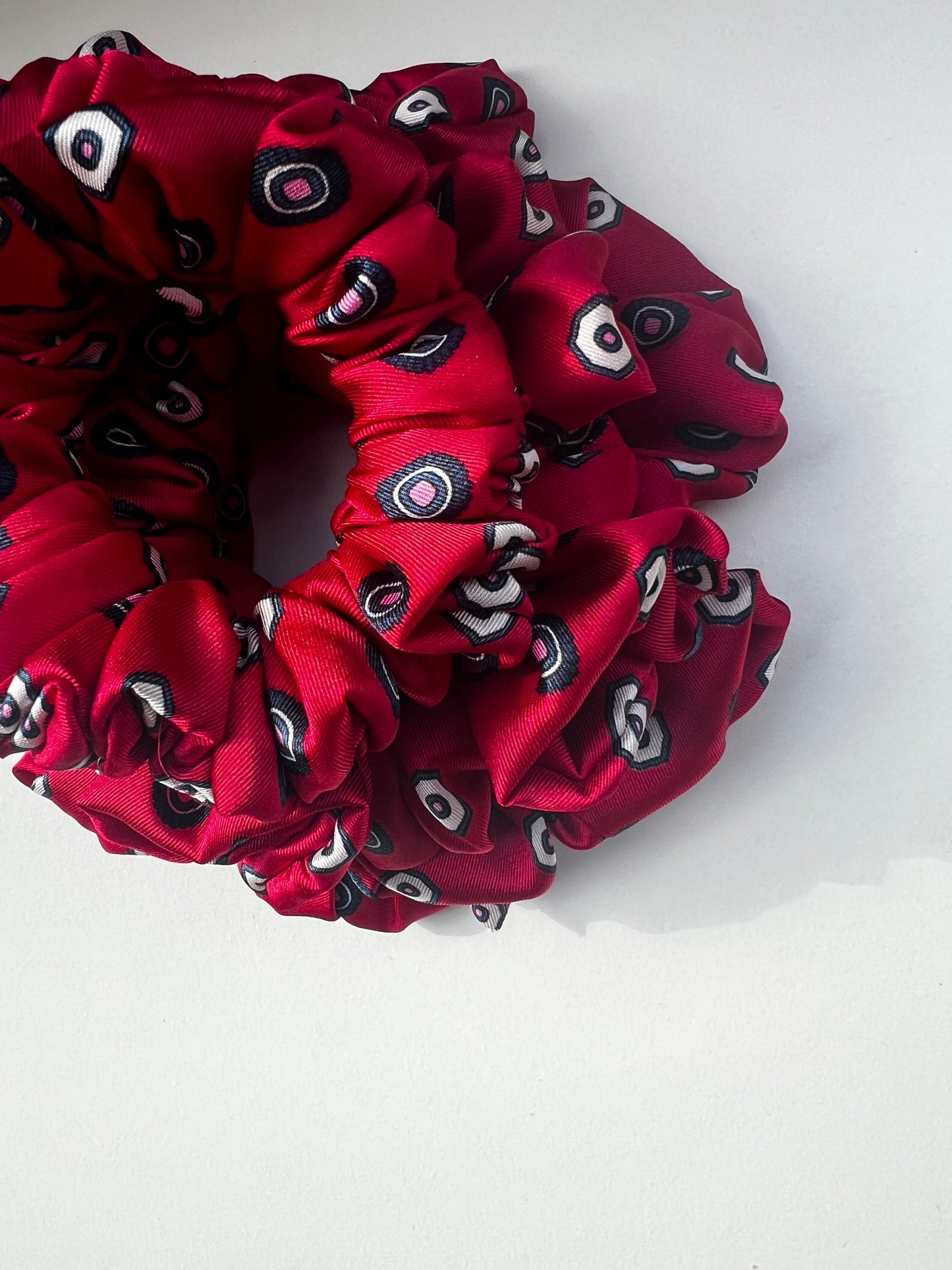 Scrunchie in Seta Rosa con Stampa
